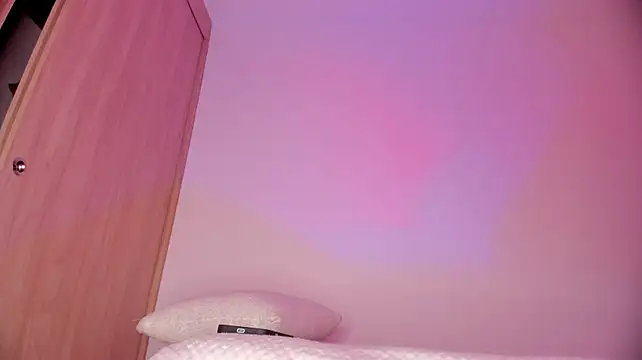 Hot_booty_ - finger in pussy