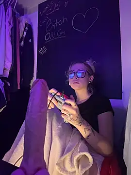 MollyMonroe666
