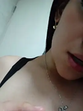 Sofiaa_Duque - Fingering pussy, make me cum 😈