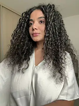Curlyierr - DOGGY STYLE + SPREAD ASS