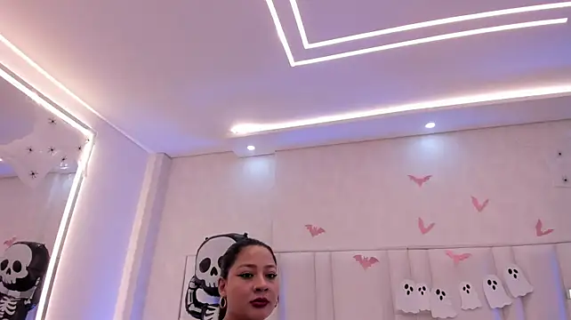 Im_Kharla - flashing your boobs and spitting on them