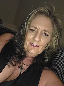 SultrySummer68 - Fuck myself with dildoo