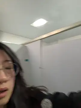 Weiwei103 - 扩阴器看子宫Vaginal Speculum Examination