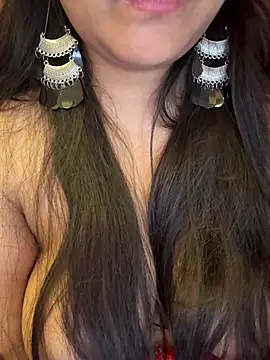THE__KAVYA - कोई ऐसा आये जो मुझ पर दिल हर जाये 🥰😘