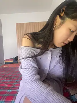 Xinxin888_ - 精油抹胸诱惑2分钟