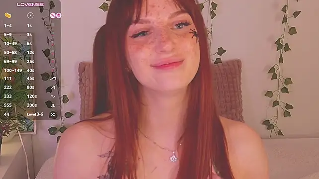 Milla_K1ss - doggy teasing my panty 🍑🍑🍑🍑