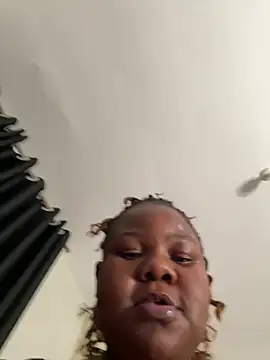 ThickyMel - Spit in my mouth as i deepthroat bby
