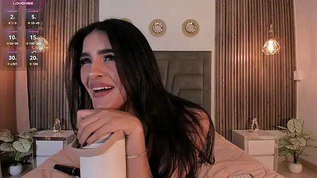 AntonellaParis1_ - whip my big ass in doggy style 🍓😎