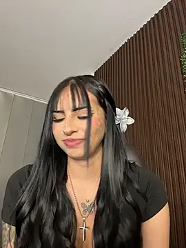 Hilary_pinkk - calmeltoe 🤤