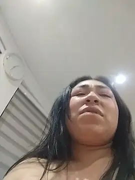 Liaroselle - FUCKME IN ASS + PUSSEY IN PUBLIC