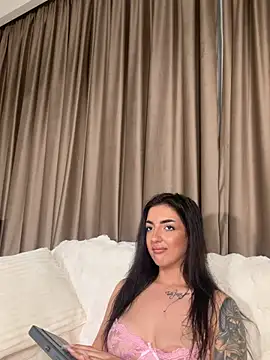 Sarah_Hopkins - Doggy Dildo play