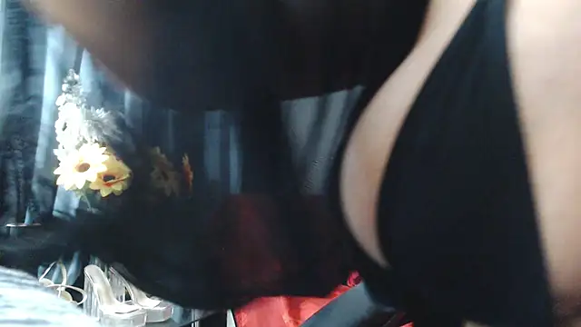 FranchescaSexy1 - TOPLES + SPIT TIS +TWEEZERS NIPPLES💦💦