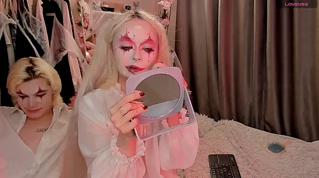 SweetheartsFriends - MUSTURBATE TOGETHER