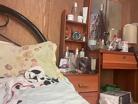 Asian-doll - finger pussy till i cum