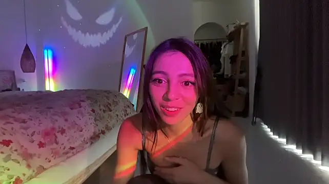 Keirasworld - wet t-shirt