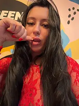 AdinaKan - Fing hard to squirt BIG+doggy holes