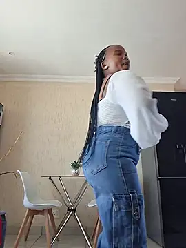 BoobQueenxx - NAKED & SQUIRT 💦🍑🍆