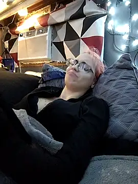 LunikaCorpse666 - Top Gifter earns a Free vid up to 30mins