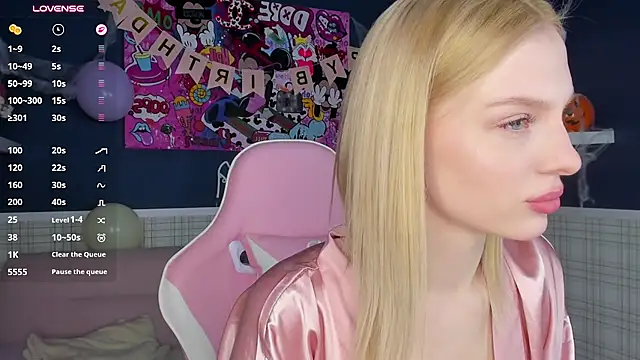 Alice_Taylori - squeeze my big boobs close tu cam<3