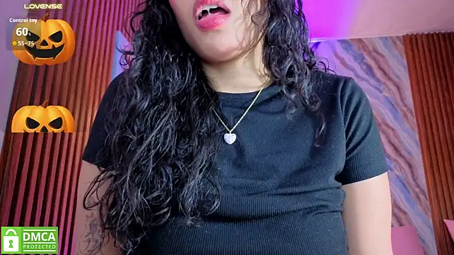 Penelope_tay1 - play nipples + oil tits