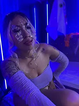 ManuelaVeeleez - HAPPY HALLOWEEN