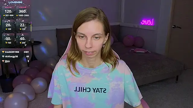 StellaBloomm - zoom finger in pussy