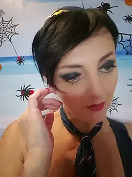 Lucillabollente - Blowjob dildo and deep throat 🥵🥵