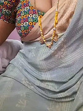 Tamil_Ammani - Boobs show😜😜😝🥰🔥🔥🔥