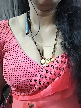 Bhuvana_555 - Boobs on honey