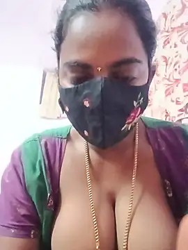 Tamilratchasii - Open boobs