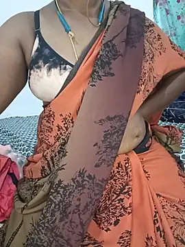 Tamil-hotwife - Ass show