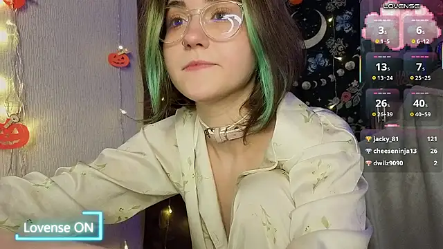 Miko_Meow - 🕸tease me with your tongue