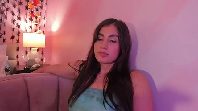 IsabelaStefano - my pussy in your face