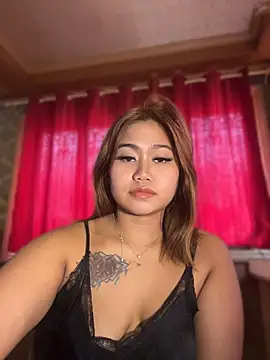 Vien_pussy69 - UNDRESS ME