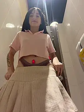 Lilonok - Show boobs