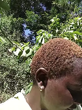 Kenyansexy1 - Flash pussy on Street