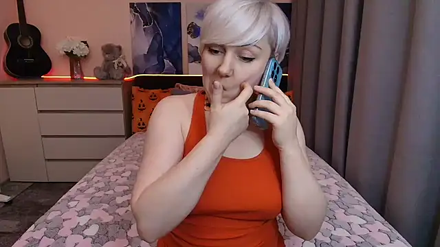 BlondPearl - Make me wet with you hard vibes :)