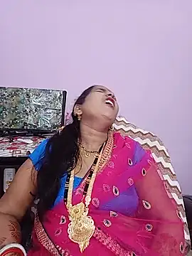Reema05 - Dildo in anal pamp