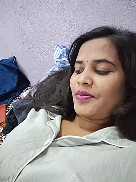 Cute_radhikaa - 200000