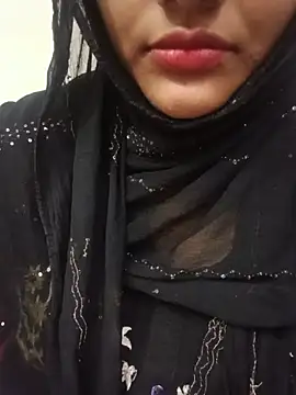 Miss_Noor__ - Boobs show