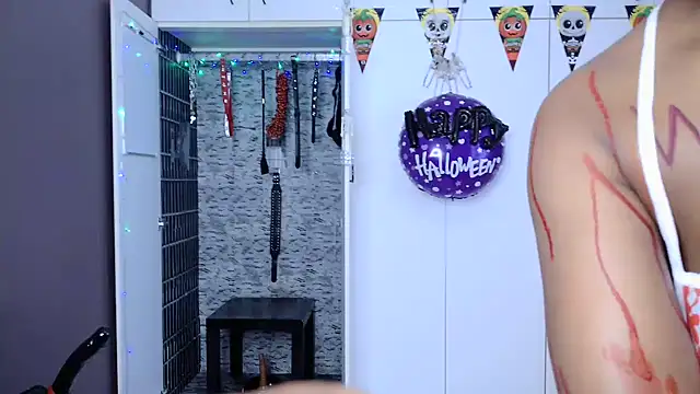 BaDSubMiss - HAPPY HALLOWEEN MY BITCH