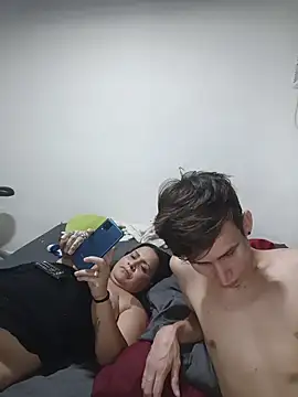 Milfvalesk - Suck tits