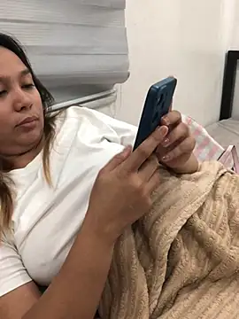 Slutty_sapphire19 - flash pussy