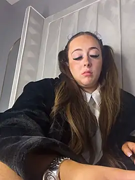BrunetteBarbieXx_ - Sex vid, bj vid, tele