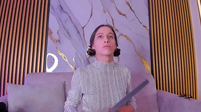 TinaJaneo_01 - plug in ass