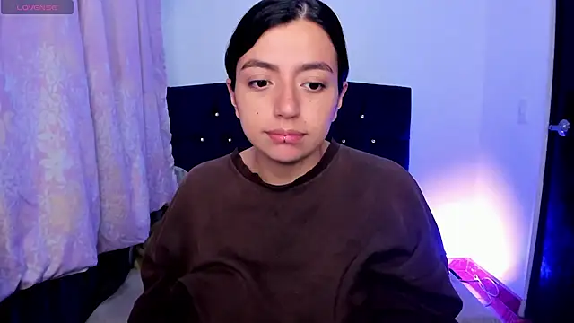 Sammy_bunny1 - show ass