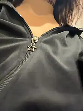 LunaMood - masturbate through panties