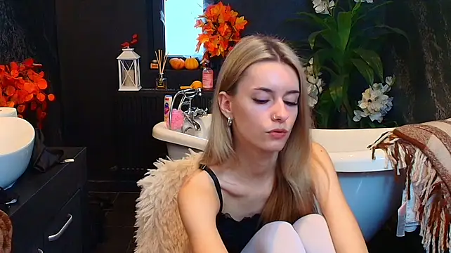 RoxanneJoy - warm me up