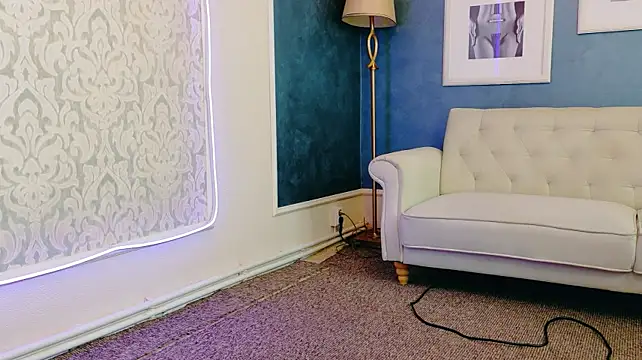 Wet_Dakota - 5 minutes toy control last tipper