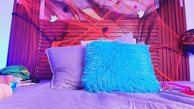 Eleanor_rigby6 - big plug in my ass